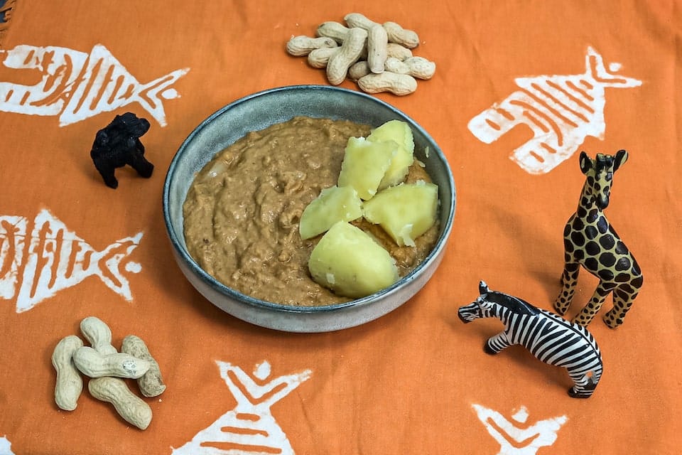 ricetta binyewa zuppa di arachidi